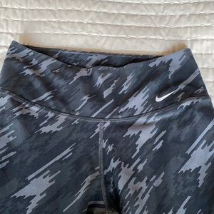Nike drifit full length leggings